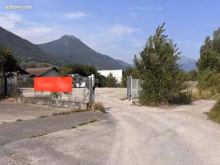 location place stationnement spl/pl - arbin/montmélian