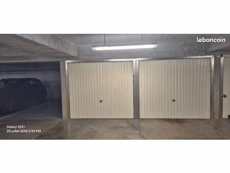 double garage à louer