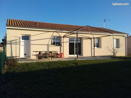 location maison t4 105m²