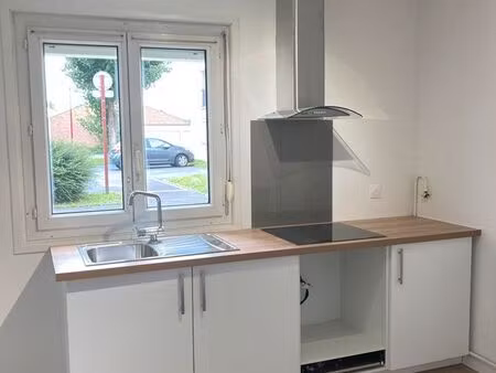 t2 54m² appartement rénové rdc parking petite-forêt
