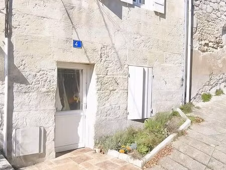 à louer – charmant t1 de 50 m²  esprit maison charentaise
