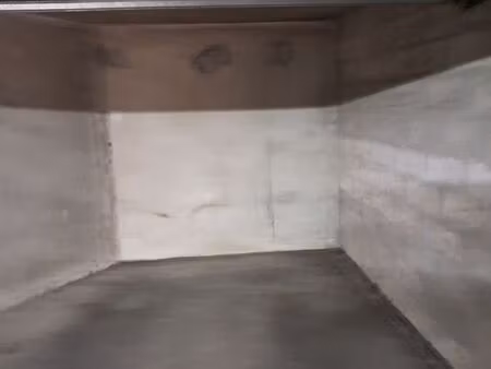 loue garage