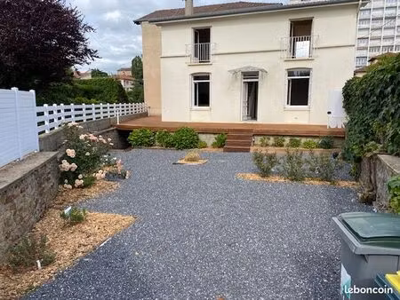 maison de ville à louer