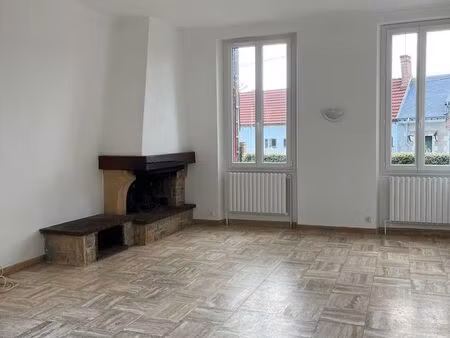 maison à louer à quiers/bezonde