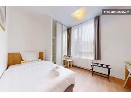 location meublée appartement 1 pièce 16 m² à nanterre (92000)  990 €