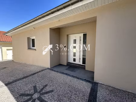 plain -pied 160 m2 - 3 chambres - parcelle 919 m2 - garage
