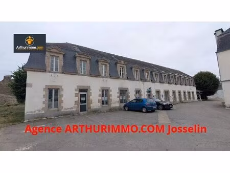 josselin batiment avec terrain de 1700 m²
