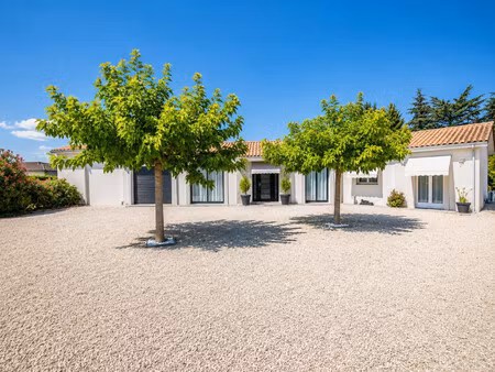 contemporraine plain pied 219m2 4 chambres portes de bergerac