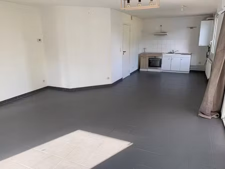 appartement t4 de 105 m² avec jardin et parking