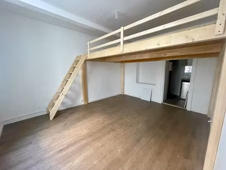 place clemenceau - studio avec mezzanine de 20m² -