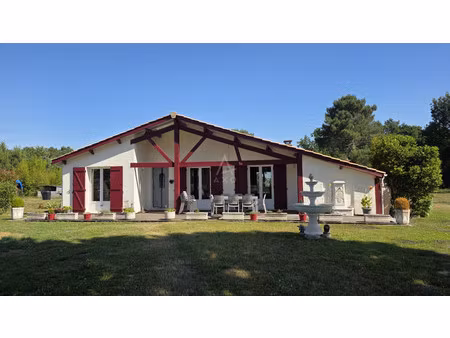 vente maison saint savin  80m² 3 pièces 199 500€ avec garage