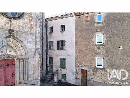 maison de village à le vernet-chaméane (63580)