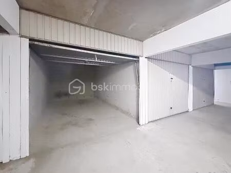 parking de 14 m² à caen