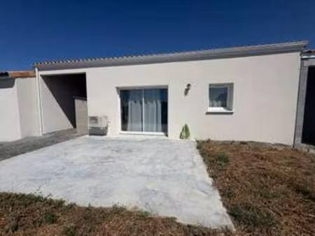location maison meublé à chanverrie (85130) : à louer meublé / 58m² chanverrie