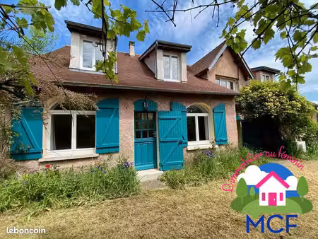 maison 8 pièces 230 m²
