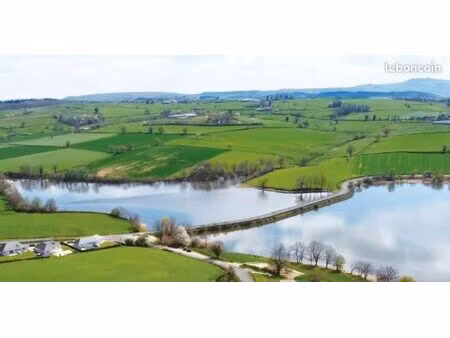 terrain 689 m² saint eusebe