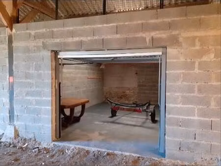 garage ou box de 30 m2
