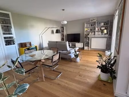 loue appartement tout confort avec piscine - 55m²