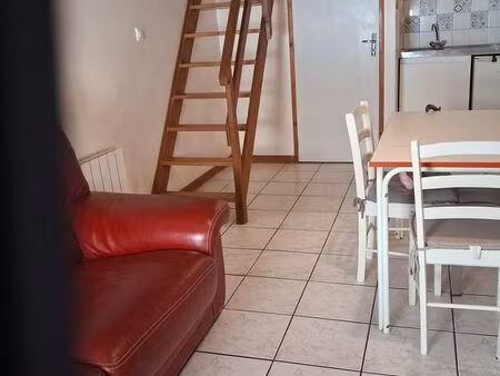 studio meublé avec mezzanine