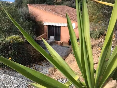 studio année scolaire eau et électricité comprises