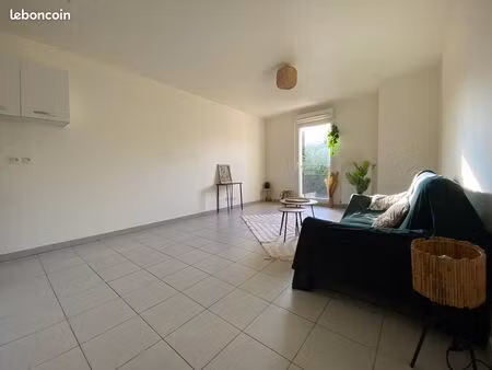 studio de 32m2 dans une résidence avec immeuble de standing