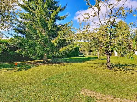 terrain vexin sur epte 950 m2