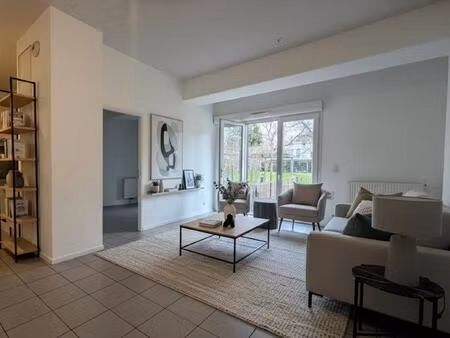 appartement rdc + terrasses + jardin + parking
