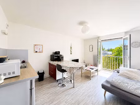 nouveau - studio - buxerolles - 24m² - excellent état