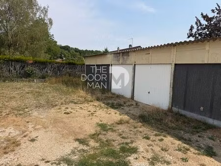 stationnement 52000
