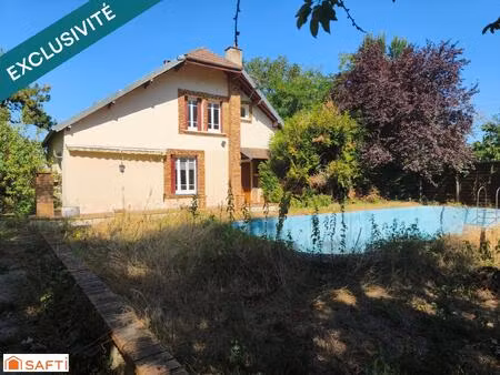 maison de 130m2  4 chambres et 2 pieces d'eaux