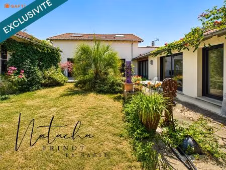 isle jourdain • 6 ch • piscine • jardin maison prestige