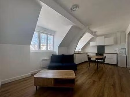 location appartement 2 pièces meublé à pleyben (29190) : à louer 2 pièces meublé / 35m² pl