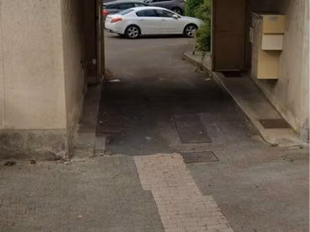 location garage /box