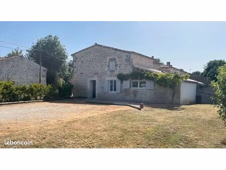 maison de village  proche des commodités