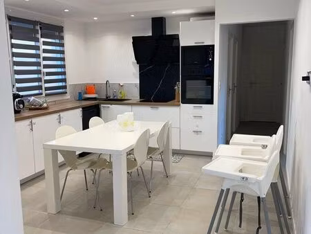 à louer – magnifique t4 rénové de 95 m² à bastia