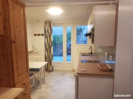 studio meublé 20m2  proximitè gare et centre-ville