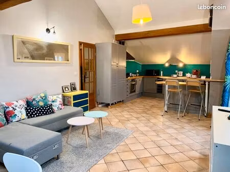 appartement meublé traversant de caractère