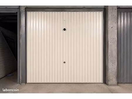 garage place jean macé