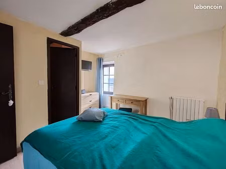 chambre à louer avec salle de bain privé