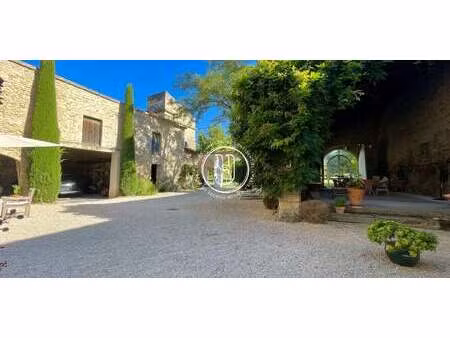 maison avec piscine et terrasse uzès (30)