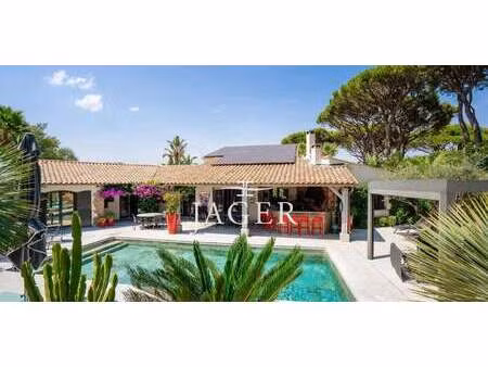 villa avec piscine et terrasse sainte-maxime (83)
