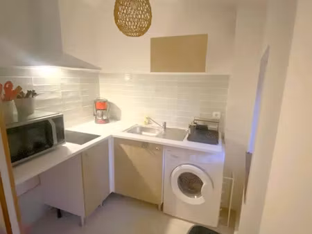 location appartement 1 pièce 25 m² à narbonne (11100)