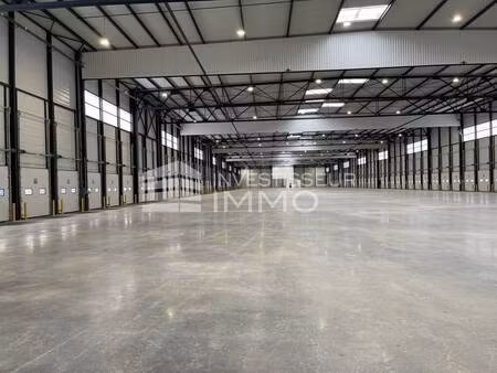 location local d’activités chanverrie 85130 5200m² à 22400m²