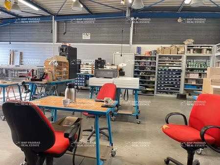 location local d’activités la motte-servolex 73290 308m²