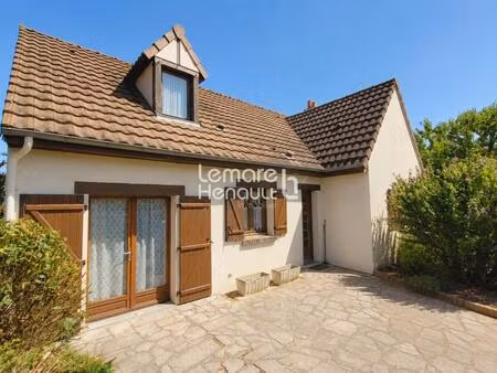 maison en bon état 4 chambres sur 680 m² de terrain