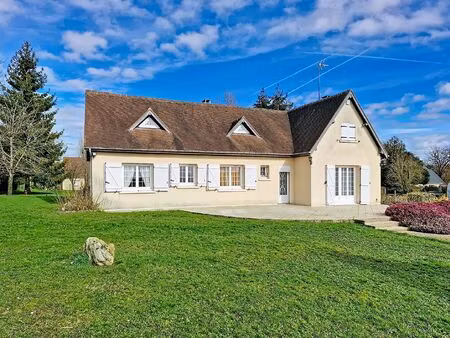 a 6 ' de gasny/ commoditees et ecole sur place
