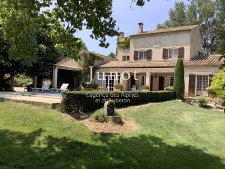 paradou - propriété avec vue et parc arboré