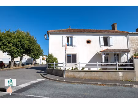 maison de charme entièrement rénovée à saint-michel-en-l'her