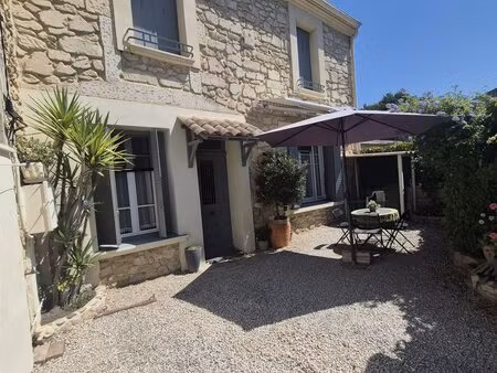 eyragues - maison de village 3 chambres avec exterieur