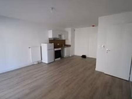 location appartement 2 pièces à pordic (22590) : à louer 2 pièces / 43m² pordic
